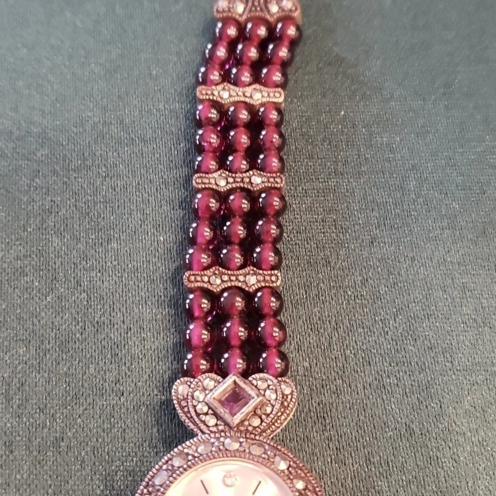 Victorian Garnet And Rhinestone watch Bohemian And Vintage Style - Picture 5 of 7